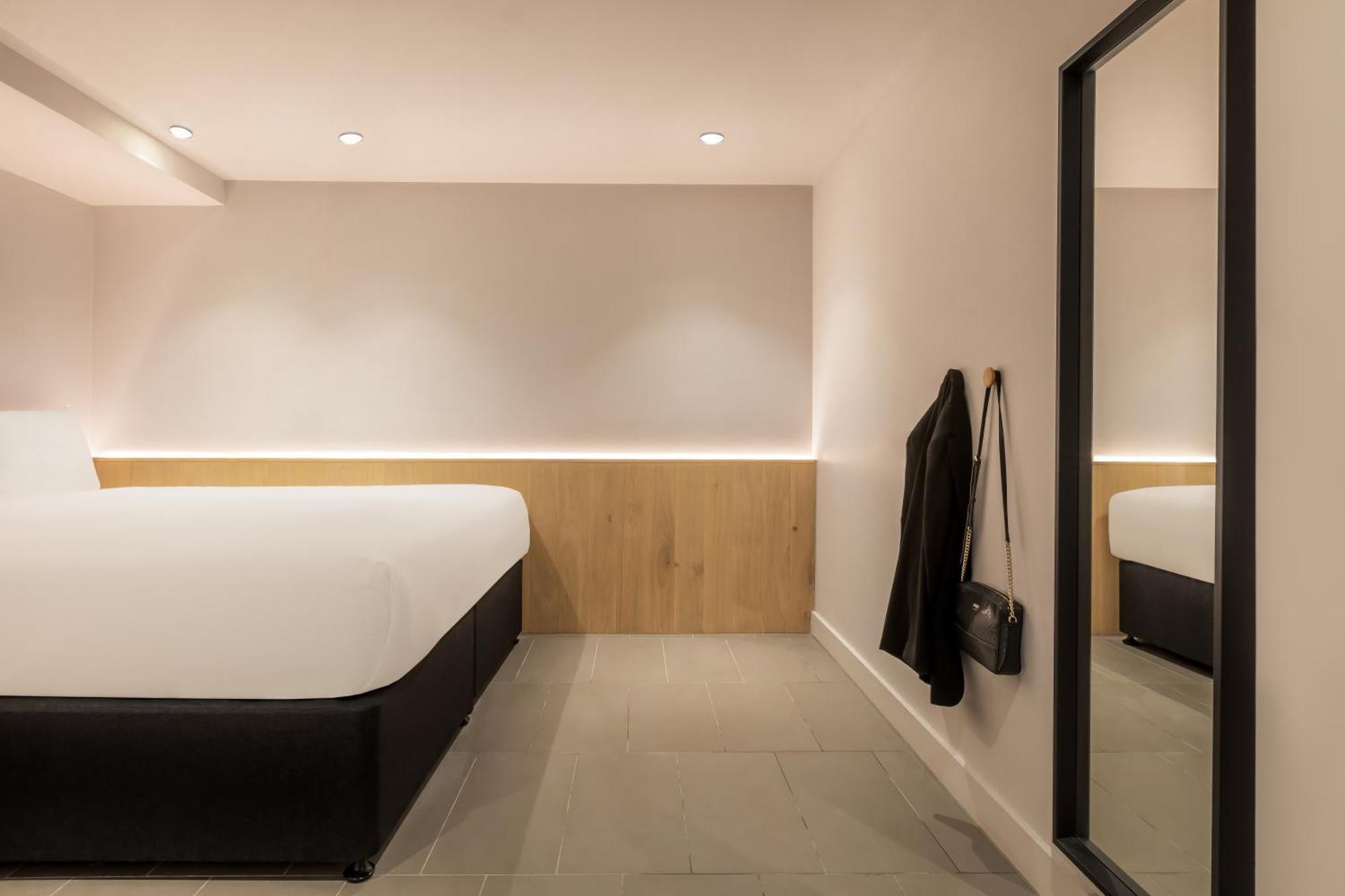Zedwell Underground Hotel Tottenham Court Rd London Bilik gambar