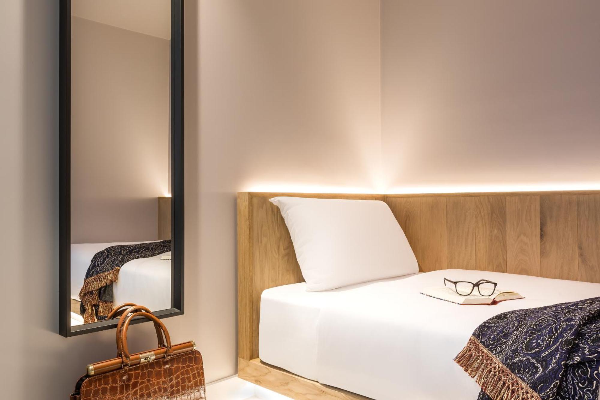 Zedwell Underground Hotel Tottenham Court Rd London Luaran gambar